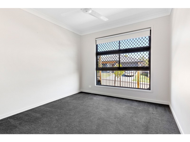 12 Limmen  Crescent, South Ripley QLD 4306