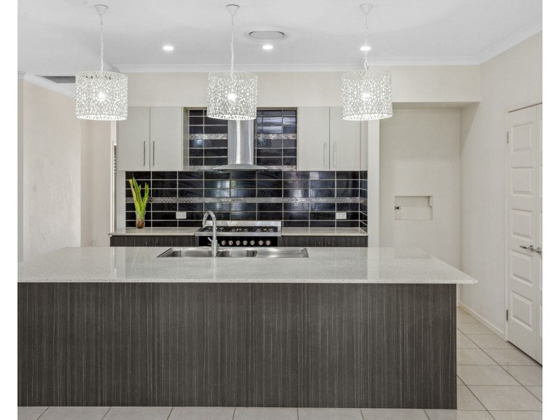 45 Anesbury Street, Doolandella QLD 4077