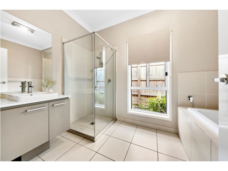 14 Abbot Circuit, Bellbird Park QLD 4300
