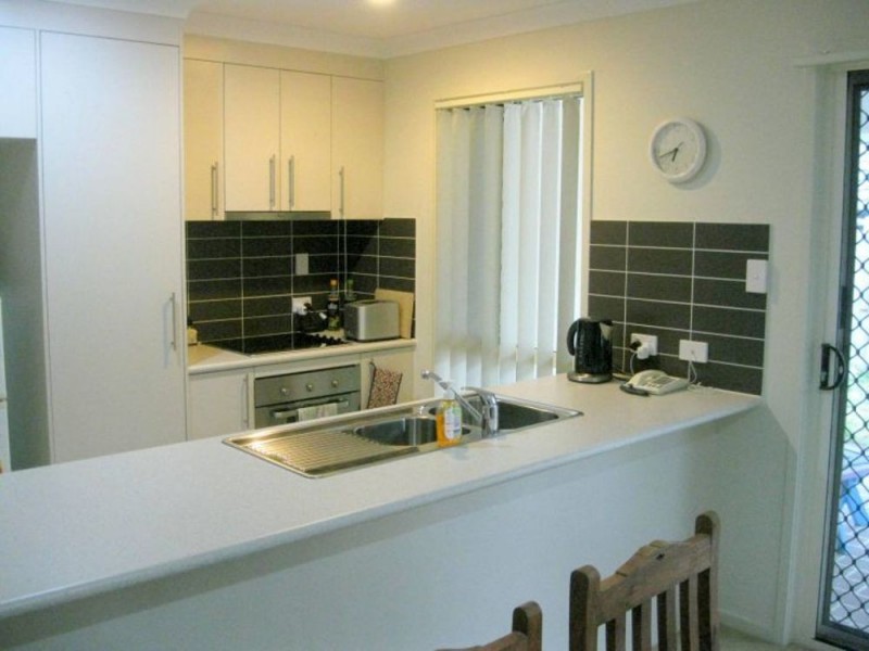 11 Peggy Cres, Redbank Plains QLD 4301