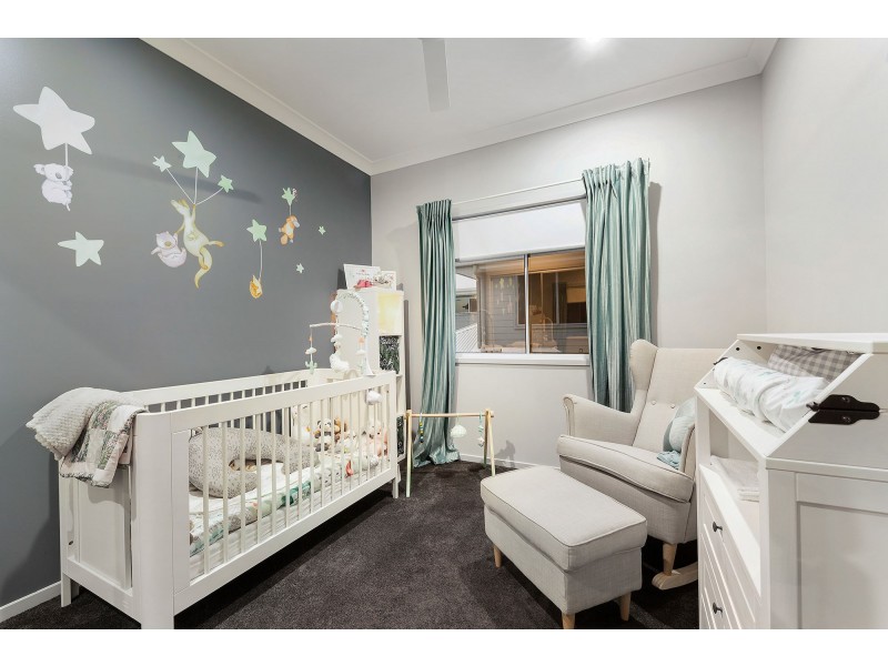 14 Roberts Crescent, Bellbird Park QLD 4300