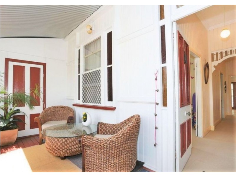 9 Cardew Street, East Ipswich QLD 4305