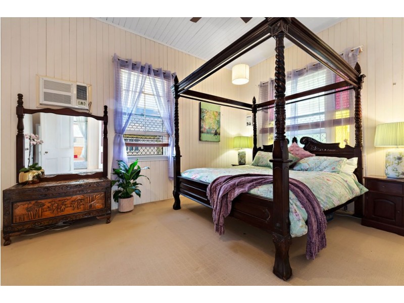 9 Cardew Street, East Ipswich QLD 4305