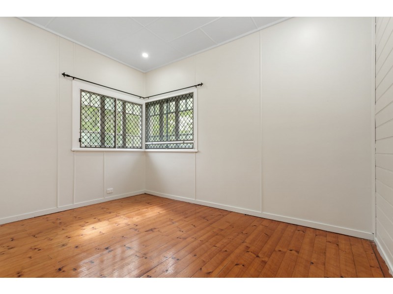 146 Pine Mountain Road, Brassall QLD 4305