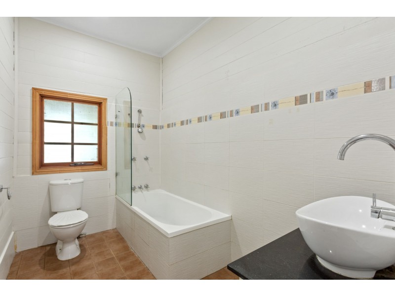 146 Pine Mountain Road, Brassall QLD 4305