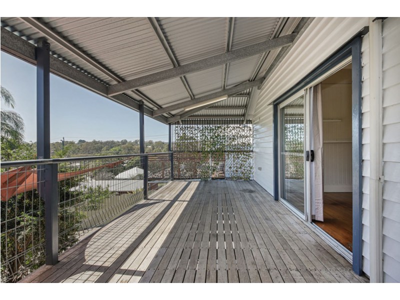 14 delacy street, North Ipswich QLD 4305