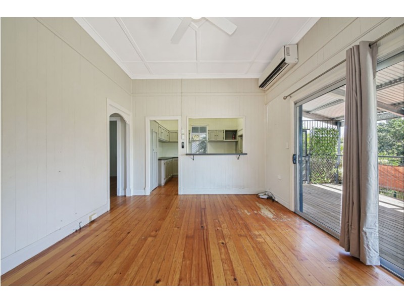 14 delacy street, North Ipswich QLD 4305