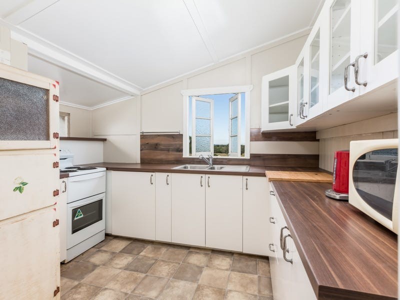 2279 Warrego Highway, Haigslea QLD 4306