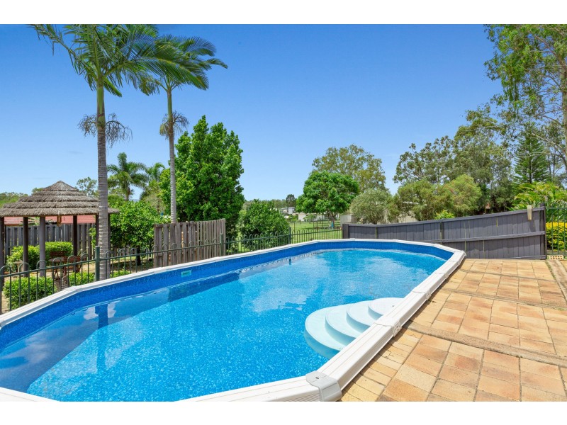 8 Banbury Court, Willowbank QLD 4306