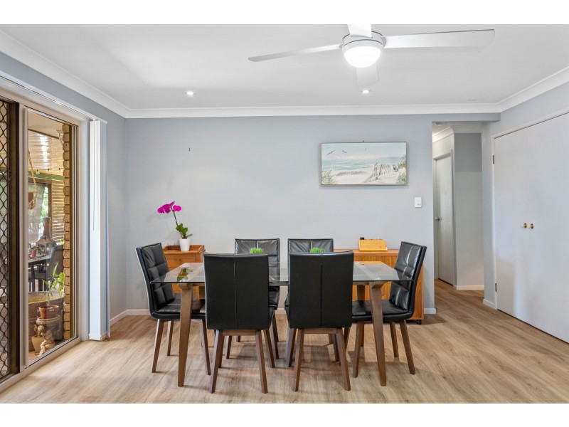 8 Banbury Court, Willowbank QLD 4306