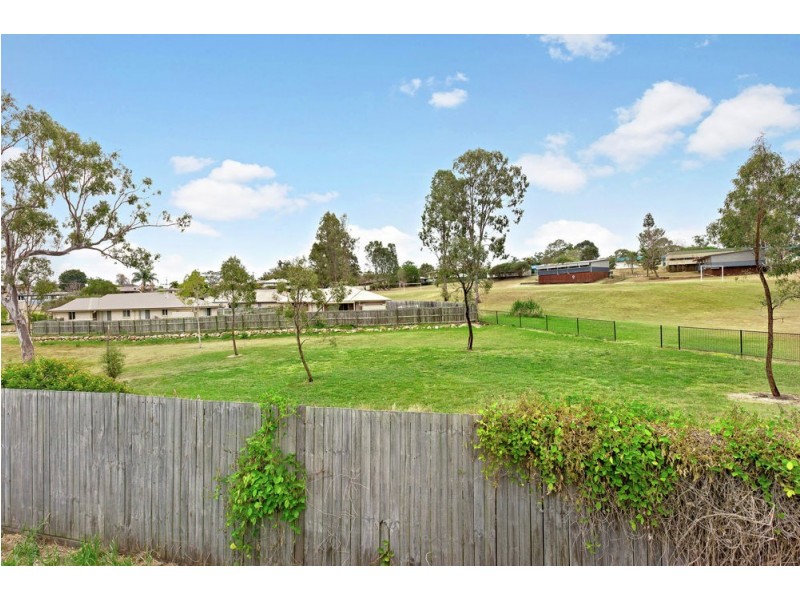 35 Penrose Cct, Redbank Plains QLD 4301