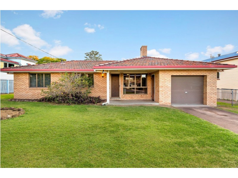 5 Eileen Street, Booval QLD 4304