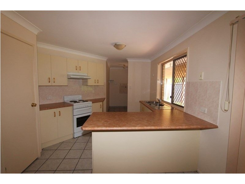 5 Caulfield Drive, Loganlea QLD 4131