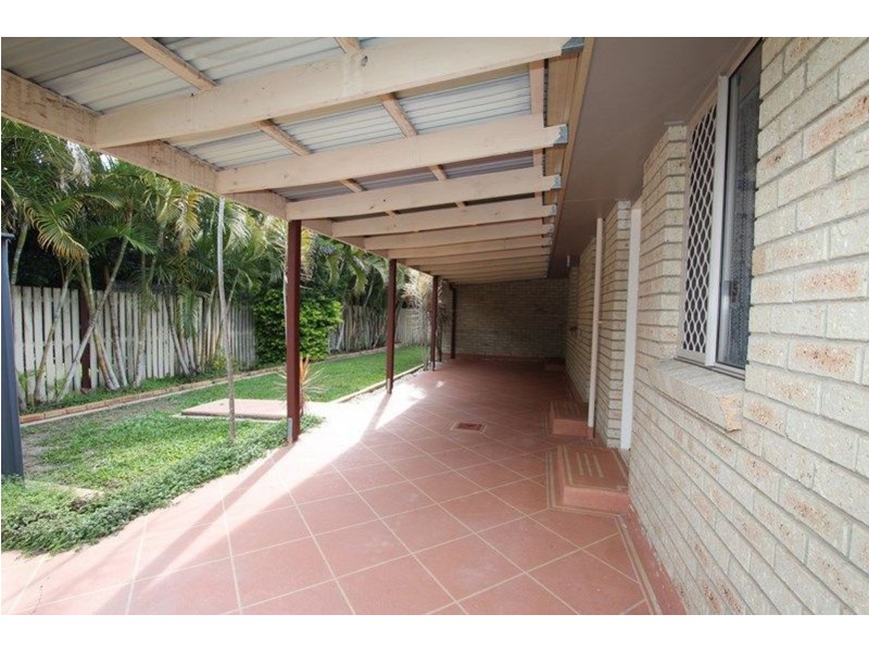 5 Caulfield Drive, Loganlea QLD 4131