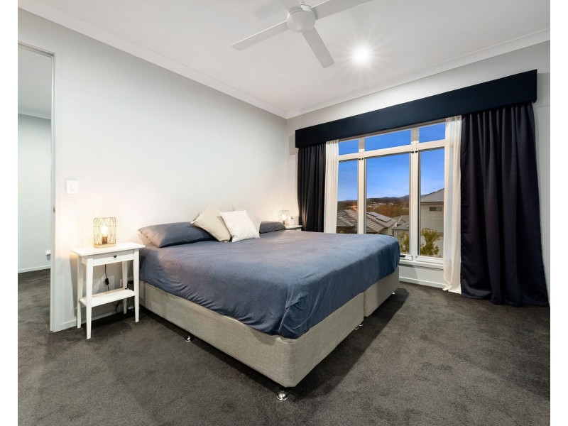 14 Roberts Crescent, Bellbird Park QLD 4300