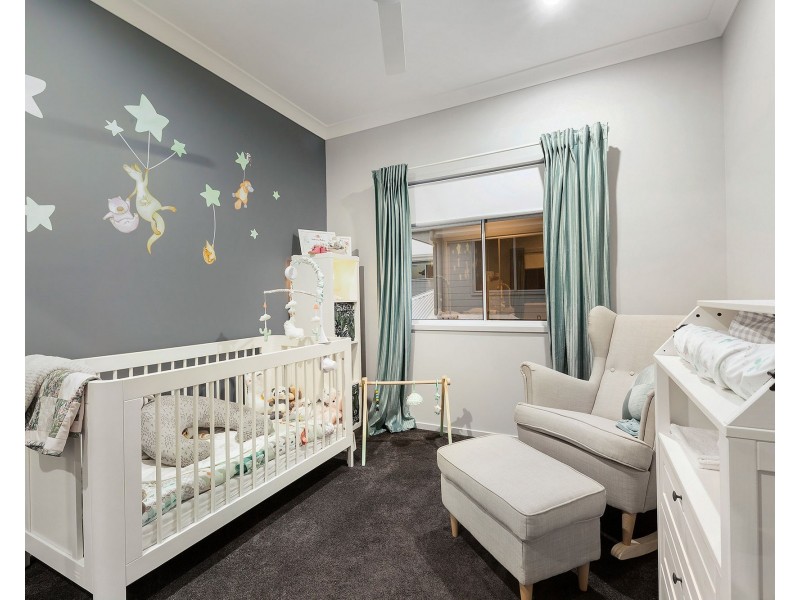 14 Roberts Crescent, Bellbird Park QLD 4300