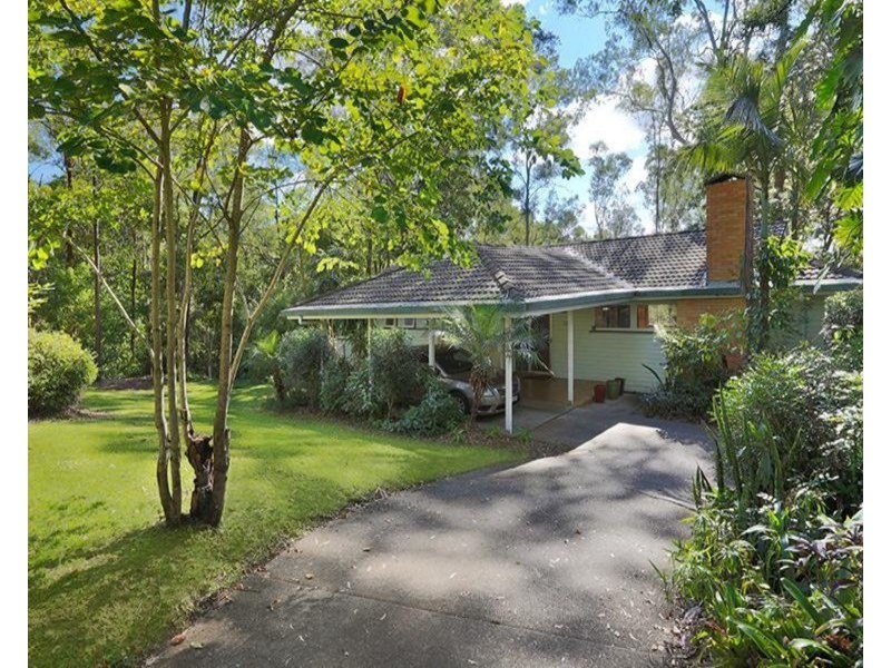 23 Cedarleigh Road, Kenmore QLD 4069