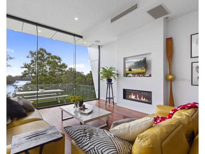 87 Goldieslie Road, Indooroopilly QLD 4068