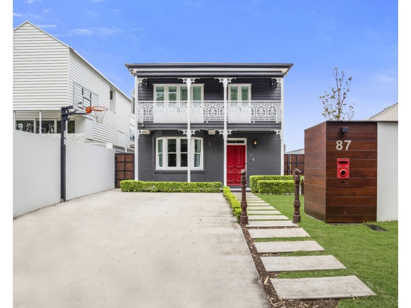 87 Goldieslie Road, Indooroopilly QLD 4068