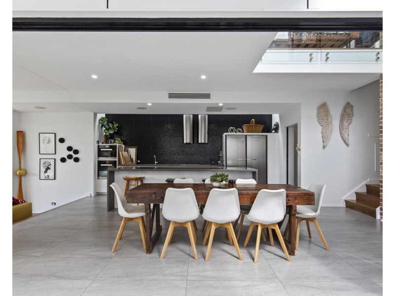 87 Goldieslie Road, Indooroopilly QLD 4068