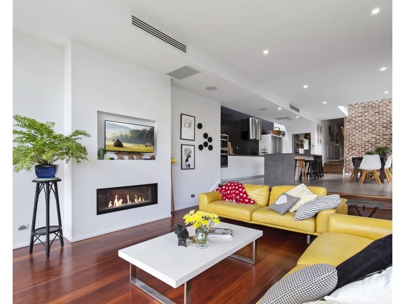 87 Goldieslie Road, Indooroopilly QLD 4068