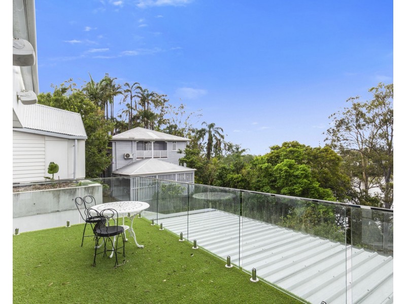 87 Goldieslie Road, Indooroopilly QLD 4068