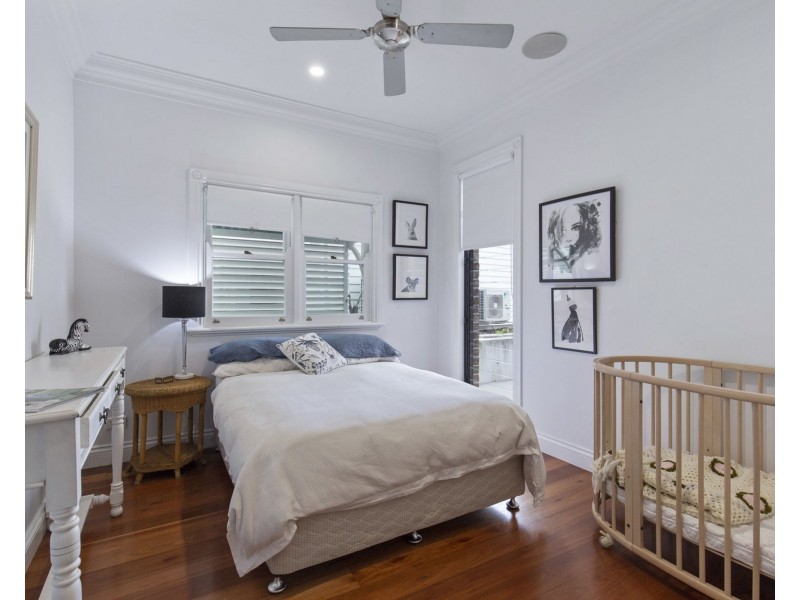 87 Goldieslie Road, Indooroopilly QLD 4068