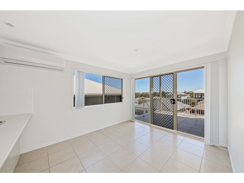 39 Wild Iris Terrace, Springfield Lakes QLD 4300