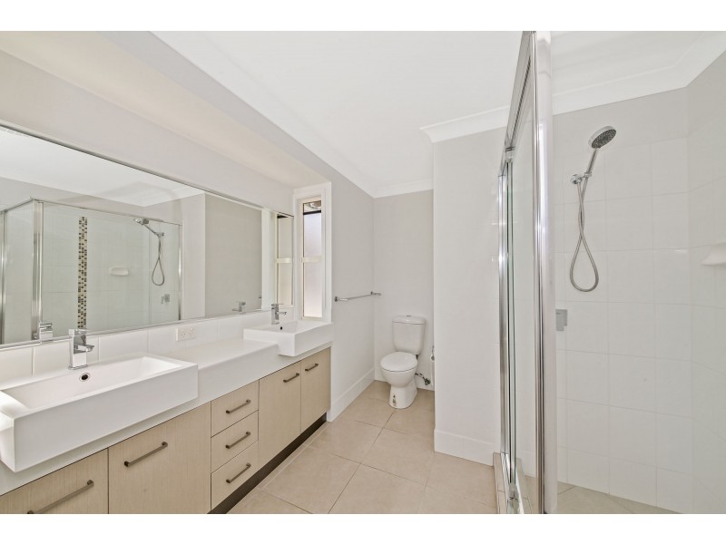 39 Wild Iris Terrace, Springfield Lakes QLD 4300