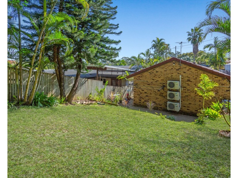 8 Merlin Terrace, Kenmore QLD 4069