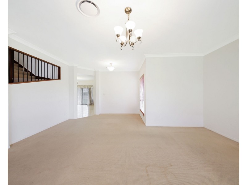 37 Longbow Crescent, Forestdale QLD 4118