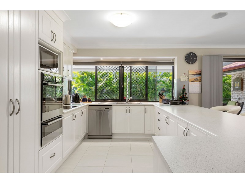 27 Riverside Crescent, Springfield Lakes QLD 4300