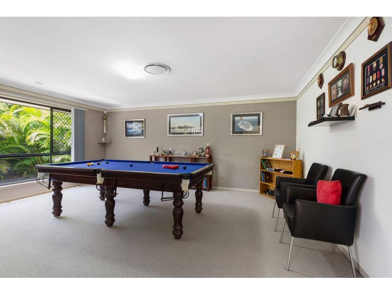 27 Riverside Crescent, Springfield Lakes QLD 4300