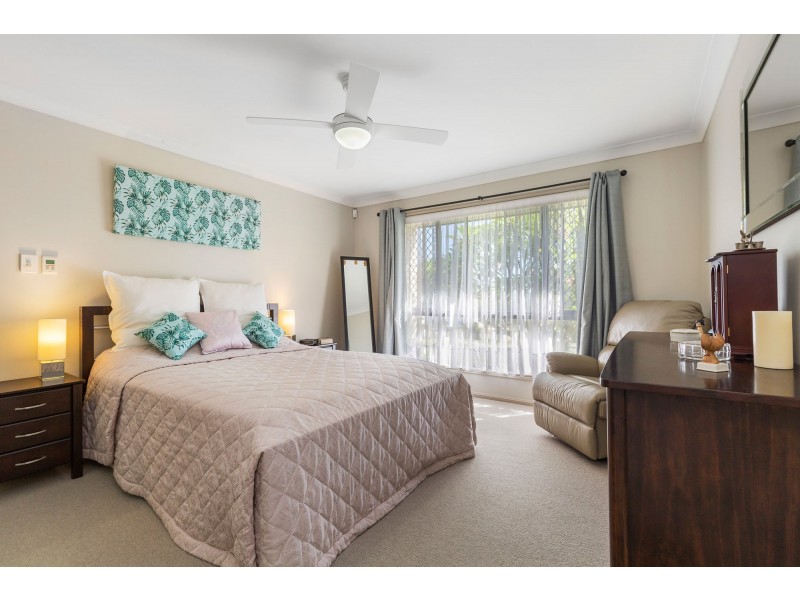 27 Riverside Crescent, Springfield Lakes QLD 4300