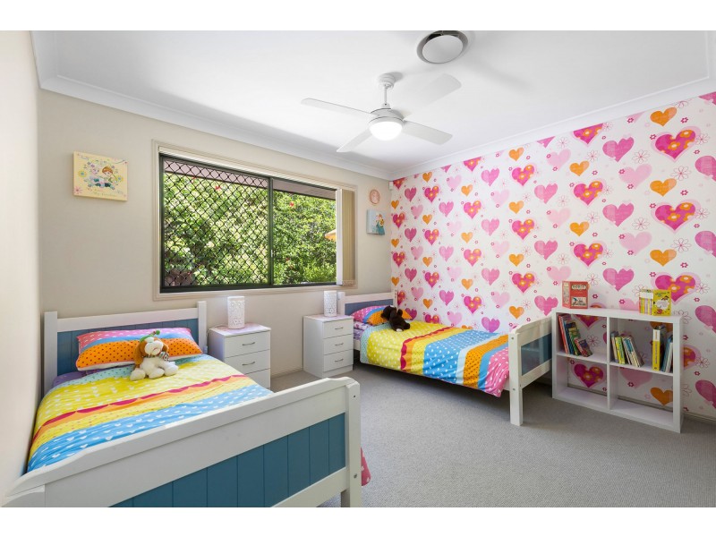 27 Riverside Crescent, Springfield Lakes QLD 4300