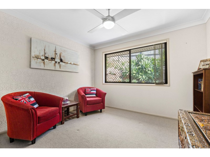 27 Riverside Crescent, Springfield Lakes QLD 4300