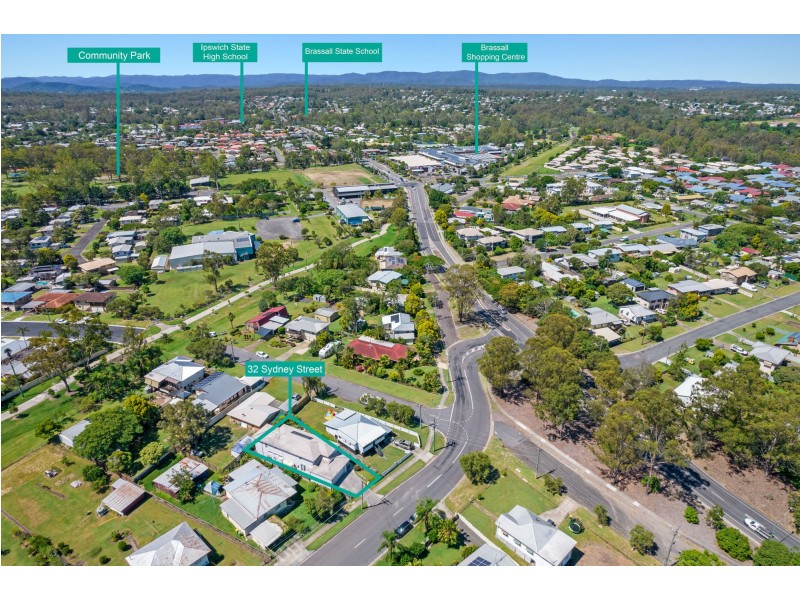32 Sydney Street, Brassall QLD 4305
