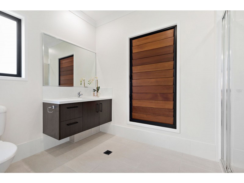 21 Speckled Circuit, Springfield Lakes QLD 4300