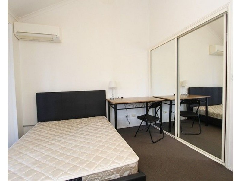 8/77 Sherwood Road, Toowong QLD 4066