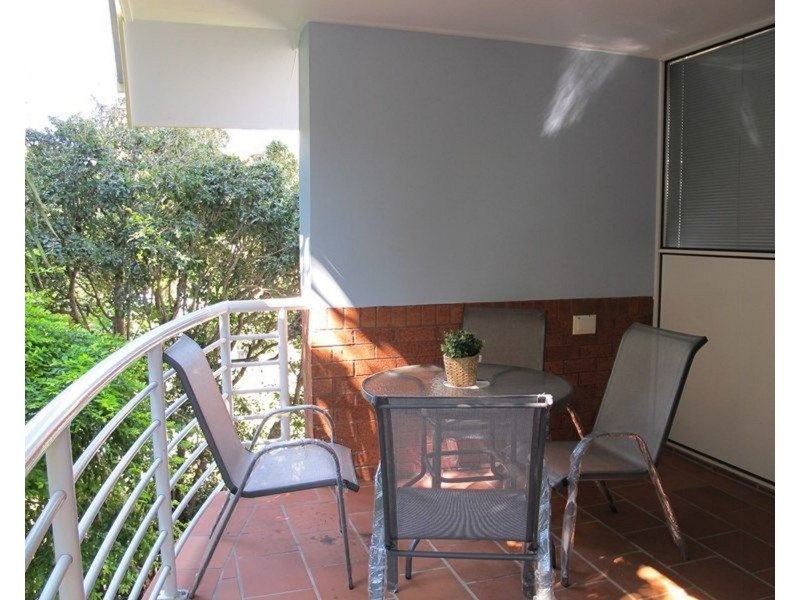 8/77 Sherwood Road, Toowong QLD 4066