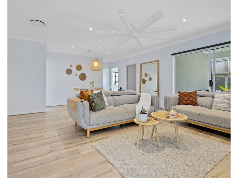89 Roberts Crescent, Bellbird Park QLD 4300