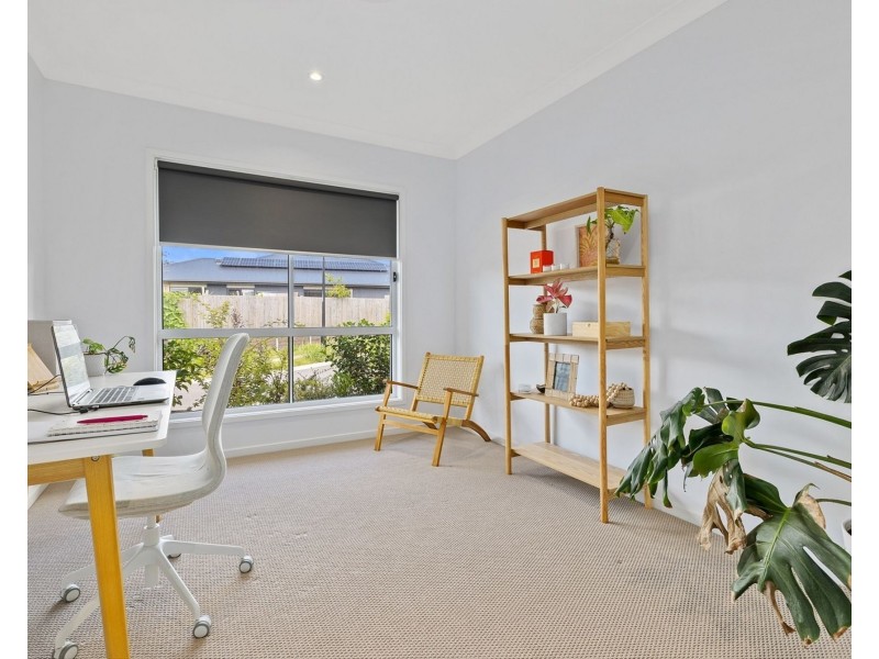 89 Roberts Crescent, Bellbird Park QLD 4300