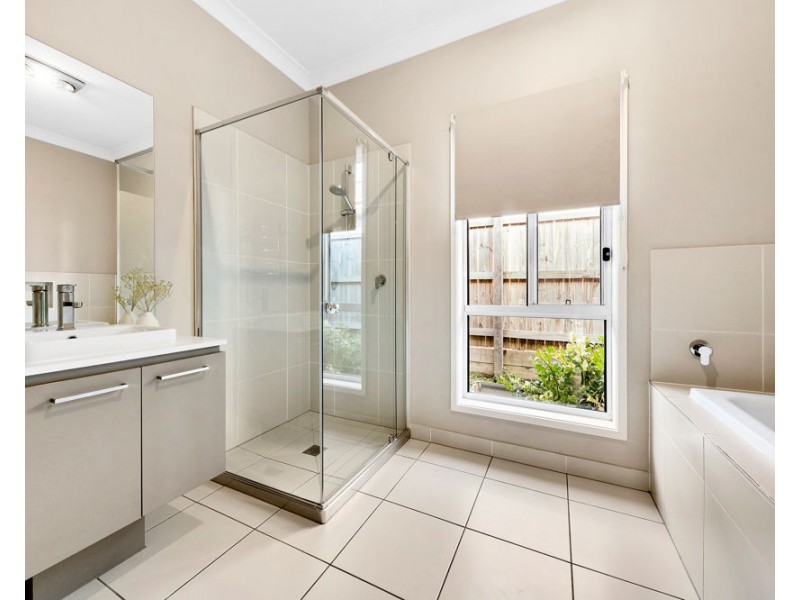 14 Abbot Circuit, Bellbird Park QLD 4300