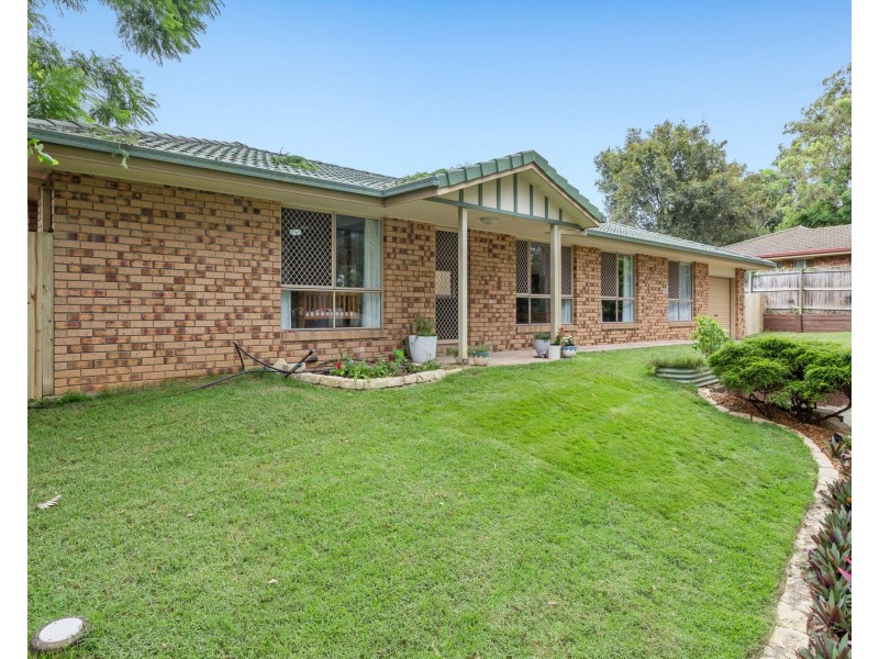 13 Azure Street, Goodna QLD 4300