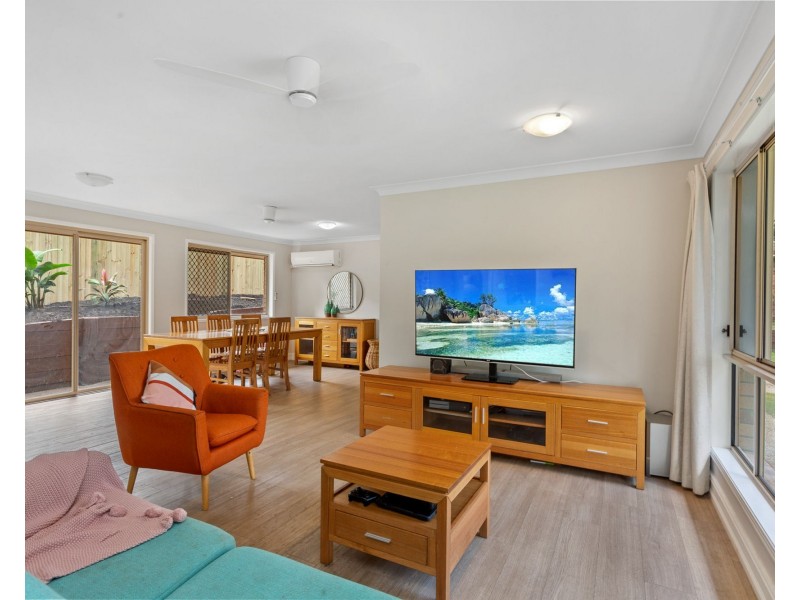 13 Azure Street, Goodna QLD 4300