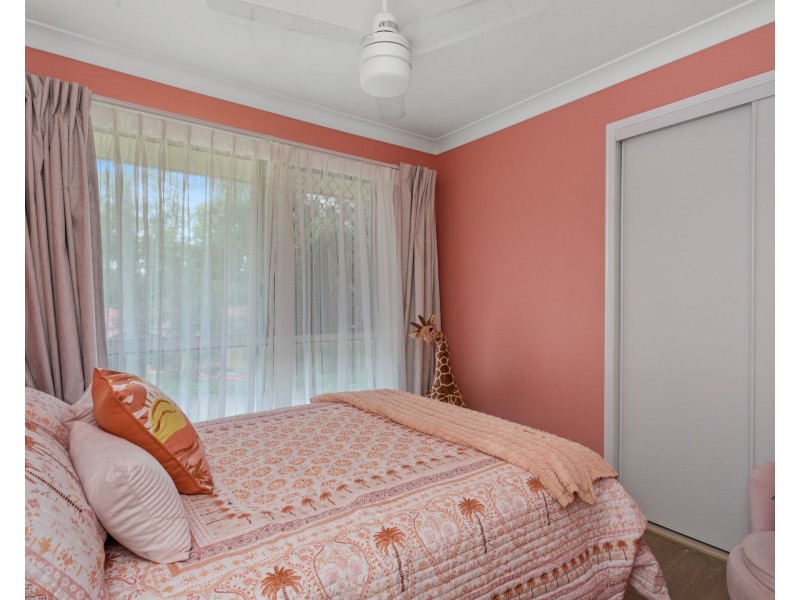 13 Azure Street, Goodna QLD 4300