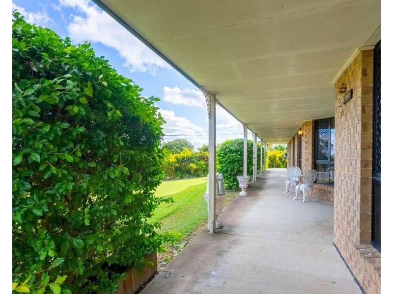 33 Ruby Crescent, Willowbank QLD 4306