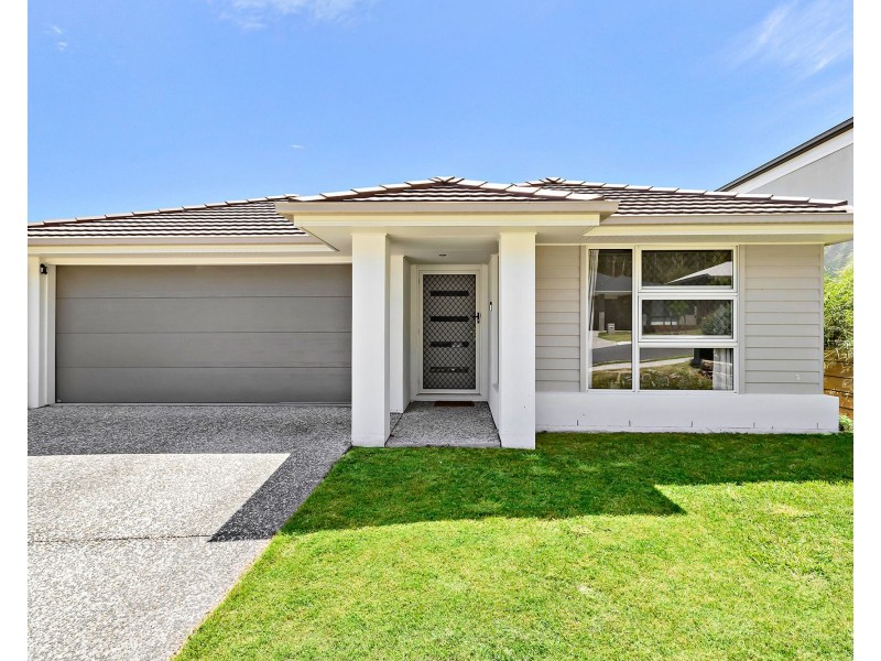 38 Hoist Court, Augustine Heights QLD 4300