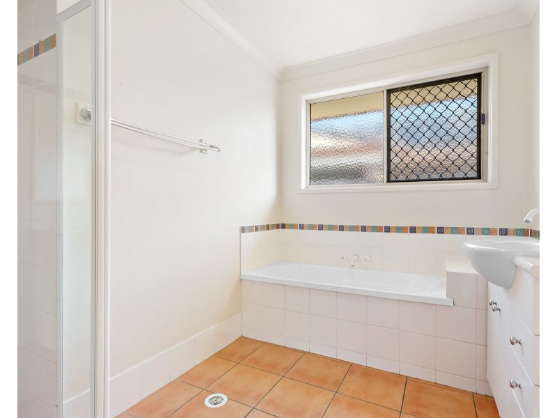 22 Beccaria Place, Doolandella QLD 4077