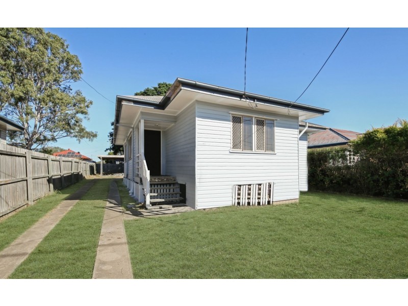 7 Crescent Street, Leichhardt QLD 4305